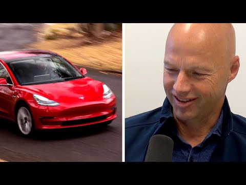 塞巴斯蒂安·特伦谈自动驾驶：安全、勇气与学习的力量