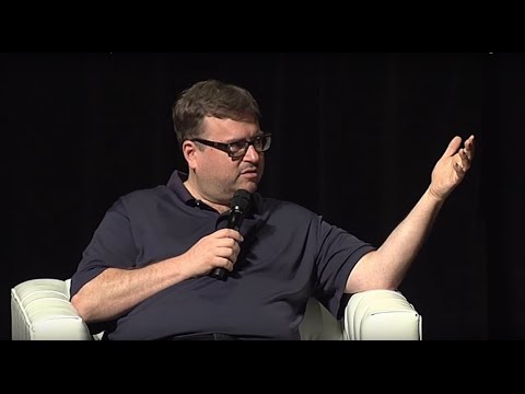 Reid Hoffman：创业者必须先理解人性，而不只是写代码